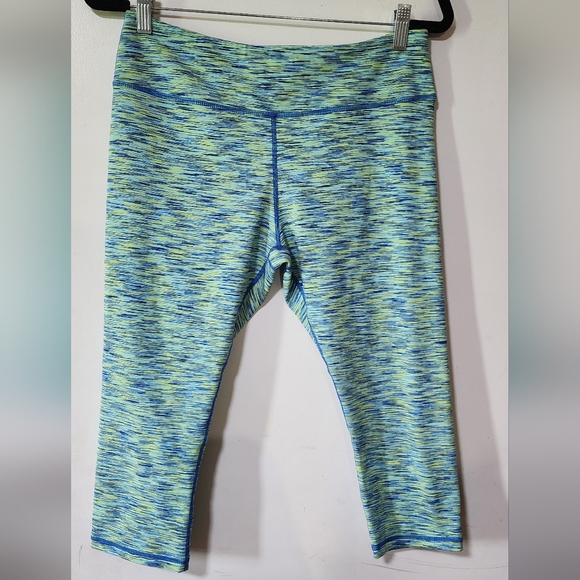 Nylon/Spandex Capri Leggings Size XL - Picture 1 of 2